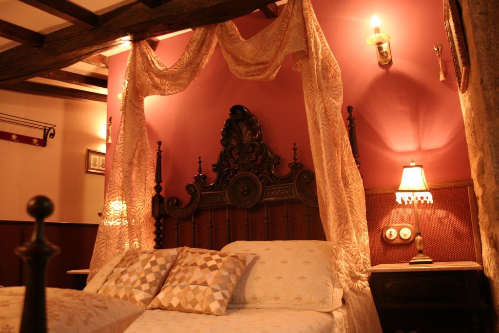 A Casa De Filomena Hotel Boiro Luaran gambar